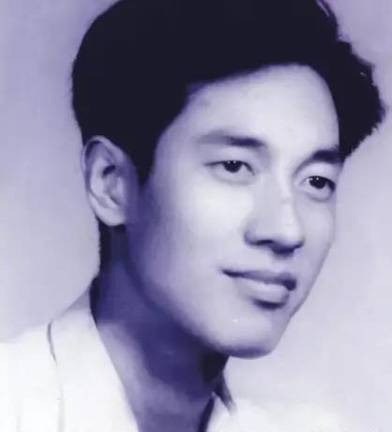 黄旭华
